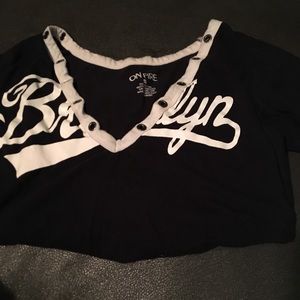 Full shirt that says Brooklyn